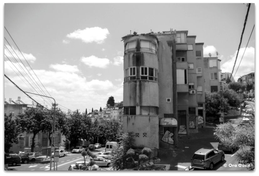 בית בסגנון בינלאומי - שכונת הדר - מה לעשות בחיפה - מסלול 1000 המדרגות
