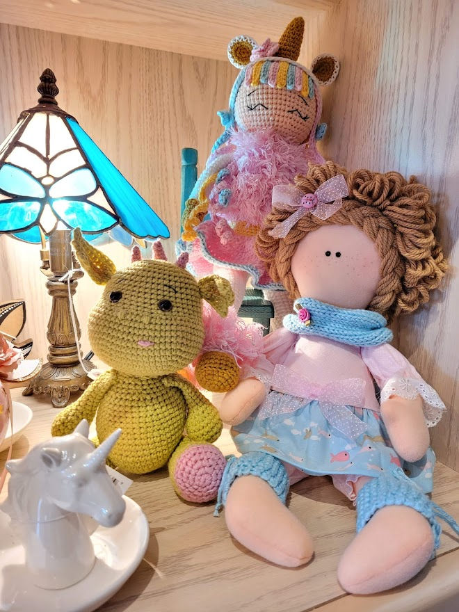 Thumbnail: Unicorn doll