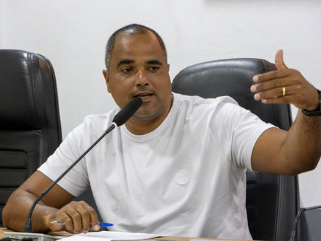 Tribunal de Contas questiona acúmulo de funções do presidente da Câmara de São Sebastião e aponta falhas nas contas de 2025