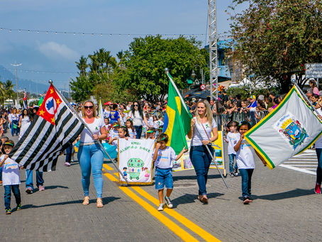 São Sebastião realiza Desfile Cívico no 7 de Setembro na Rua da Praia