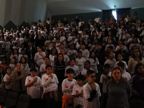 Programa Bombeiro na Escola forma 770 estudantes da rede municipal de Caraguatatuba