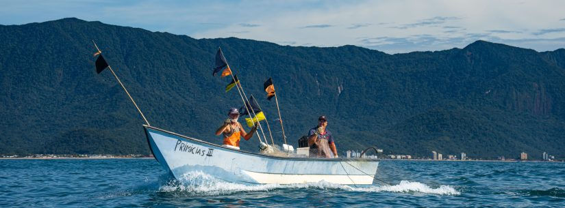 Pesca do camarão é retomada em Caraguatatuba com regras ambientais para a atividade