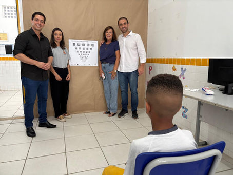 Projeto de Antonio Carlos Junior leva teste de visão a 52 escolas da rede municipal