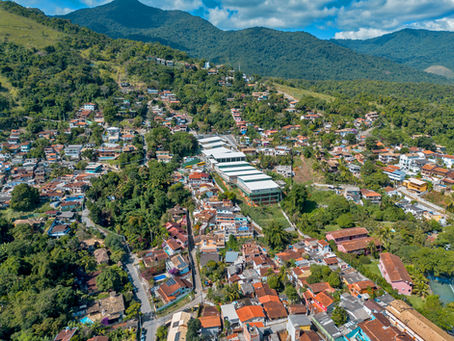 Prefeito Toninho Colucci avança com nova Escola Cívico-Municipal no Itaquanduba e fortalece educação integral em Ilhabela
