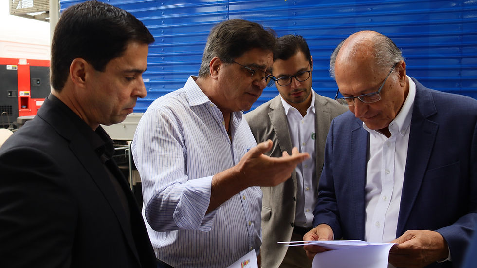 Antonio Carlos Junior leva demanda da saúde de Caraguatatuba ao vice-presidente Geraldo Alckmin