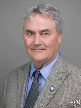 Professional business headshot for NDPELS in Bismarck North Dakota – corporate photography by KGE Photography.