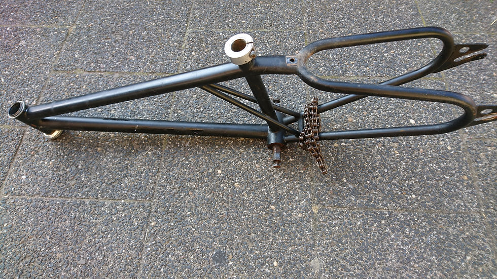 Miniatura: vintage old school TITAN T-1000 20 INCH frame and fork with dk seat clamp km
