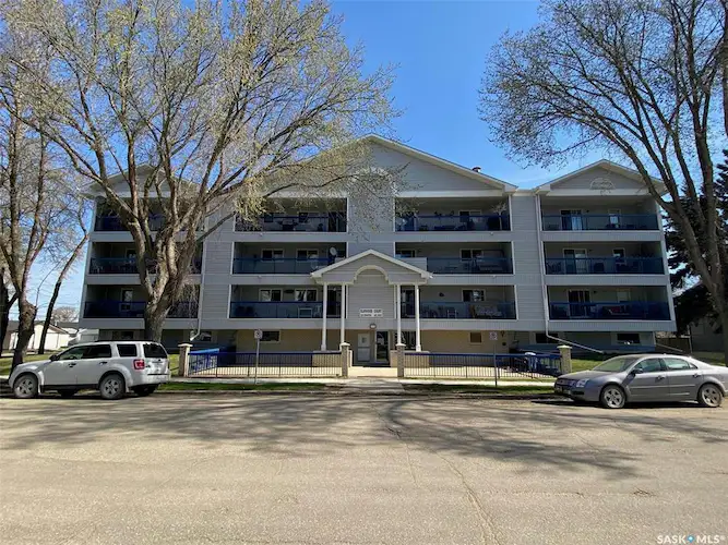 RE/MAX Keystone Realty Buy & Sell Real Estate Melfort, SK