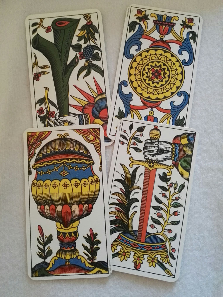CARTAS DEL TAROT - Los cuatro elementos.