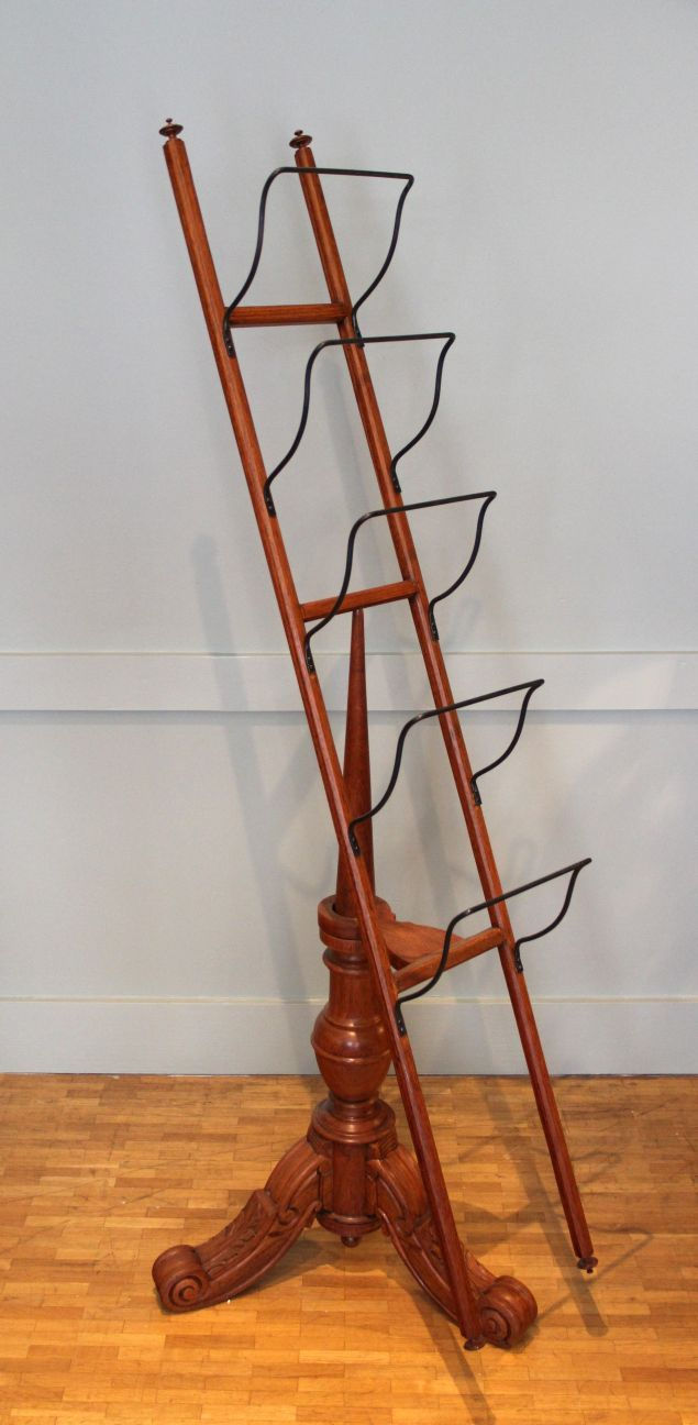 Victoriaans krantenrek 1