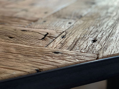 BarnWood Normandie tafel close up (1).jpg