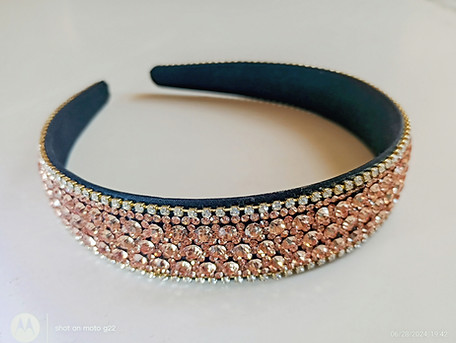 headbandgold1_edited.jpg
