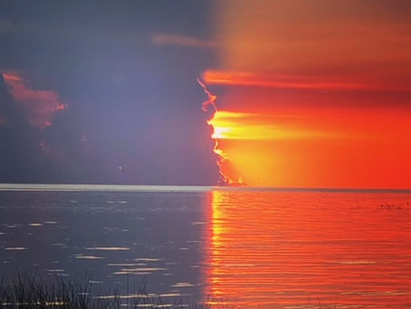 Capturing the Perfect Sunset: Photography Tips at Painted Sky Studio