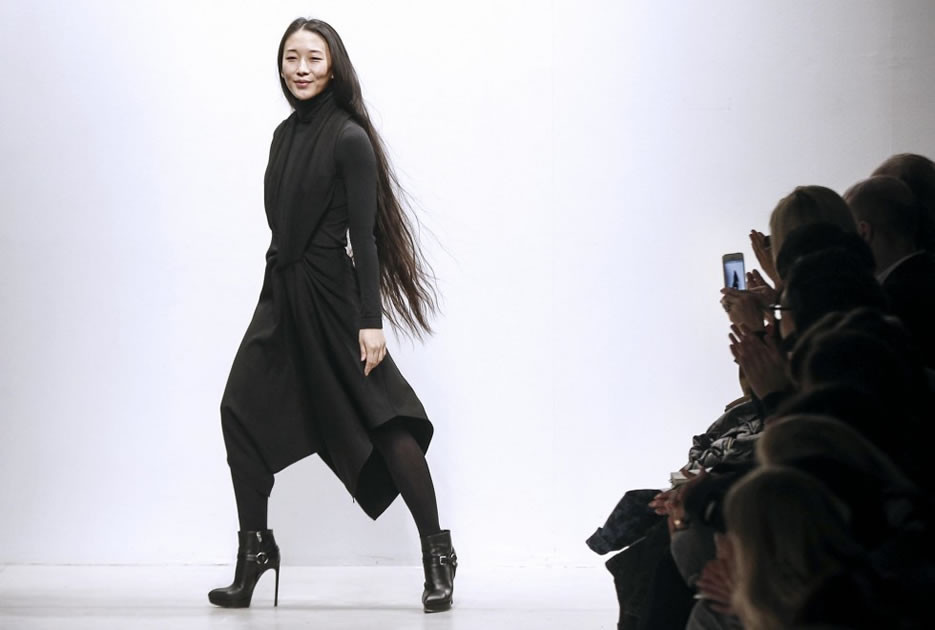 chinese female fashion designers