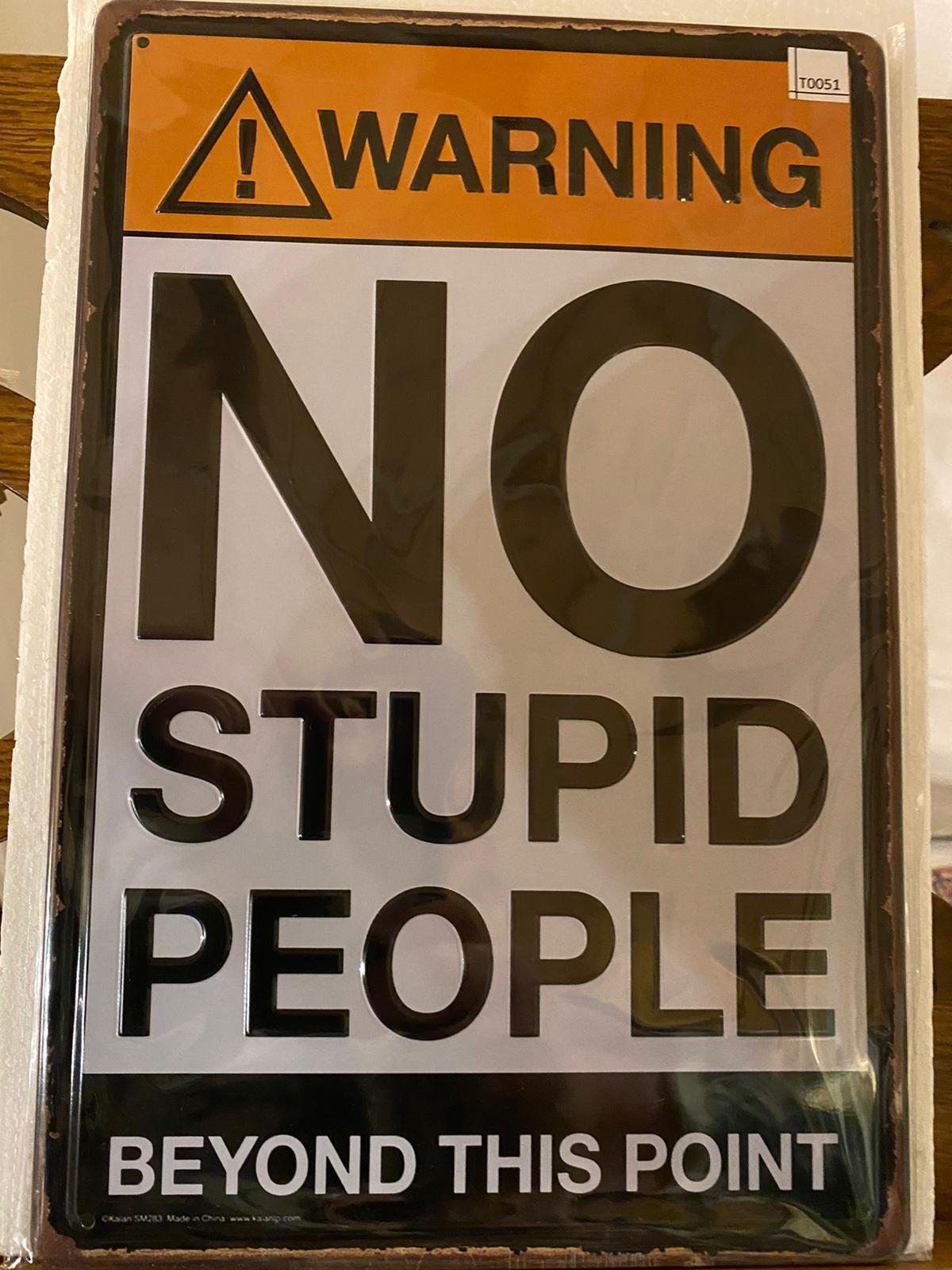 No stupid people  6Y3417