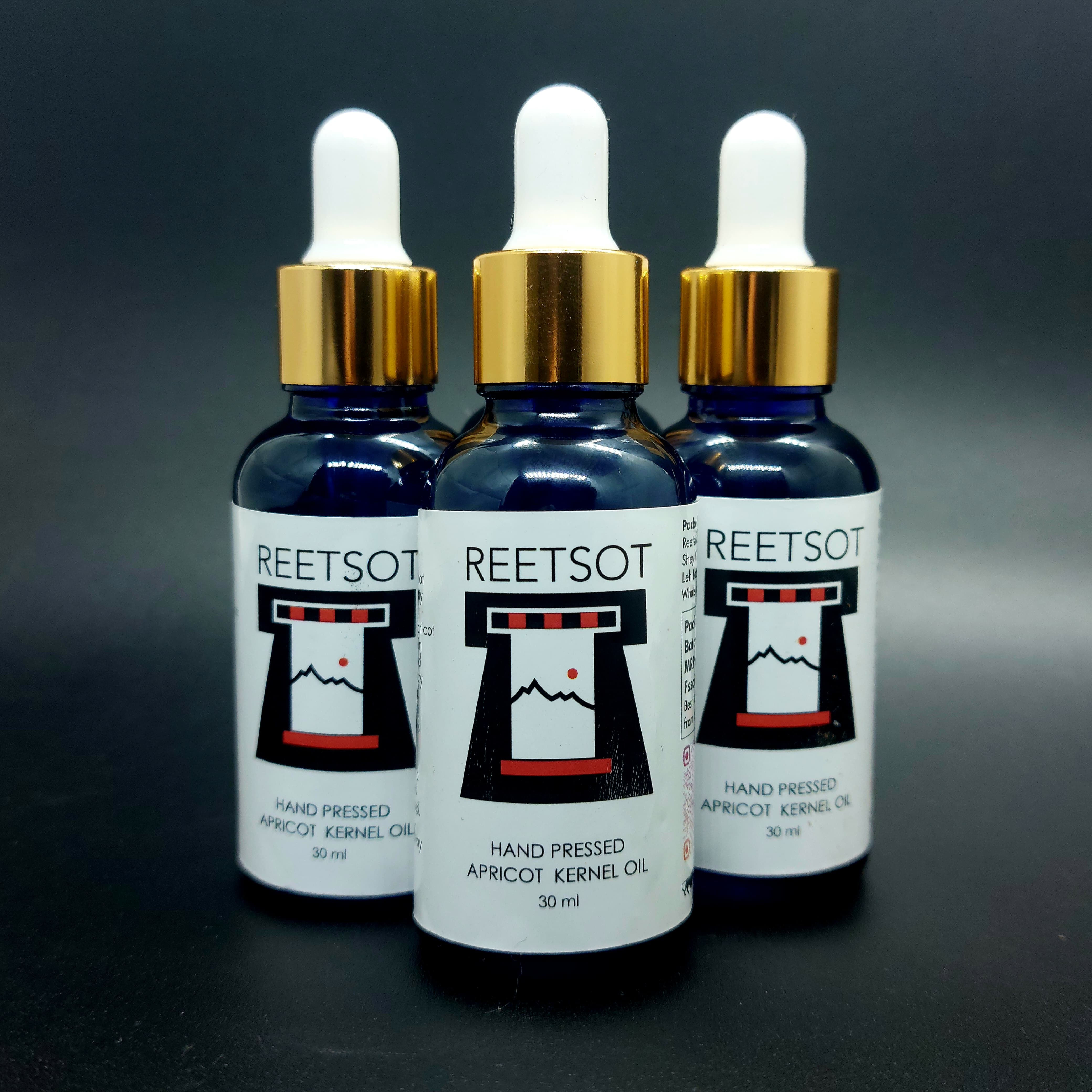Hand Pressed Apricot kernel oil 30ML