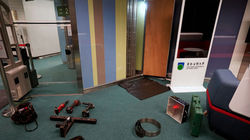 維修電動橫趟閘