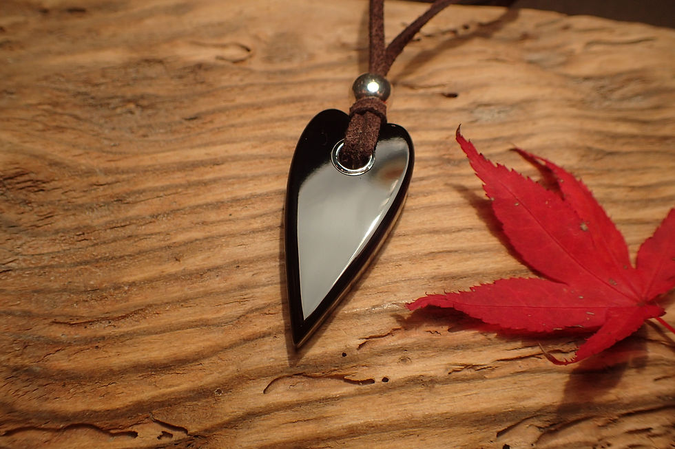 Thumbnail: Stylish Whitby Jet Heart Pendant