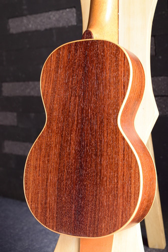 小豆-あずき- 拾七号（17号） | 彩雲弦楽器工房