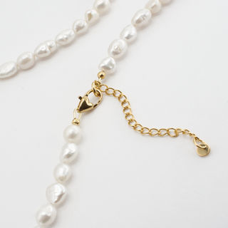 Collier de perle pour mariage