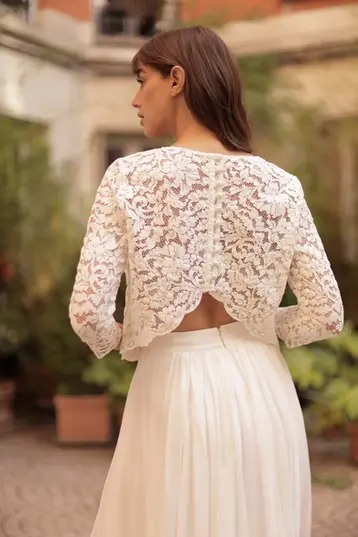 Top mariage civil en dentelle