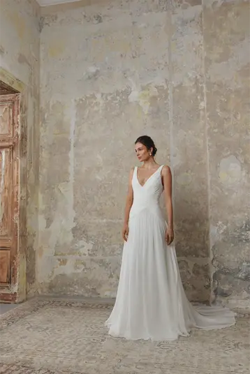 Robe de mariée décolleté V