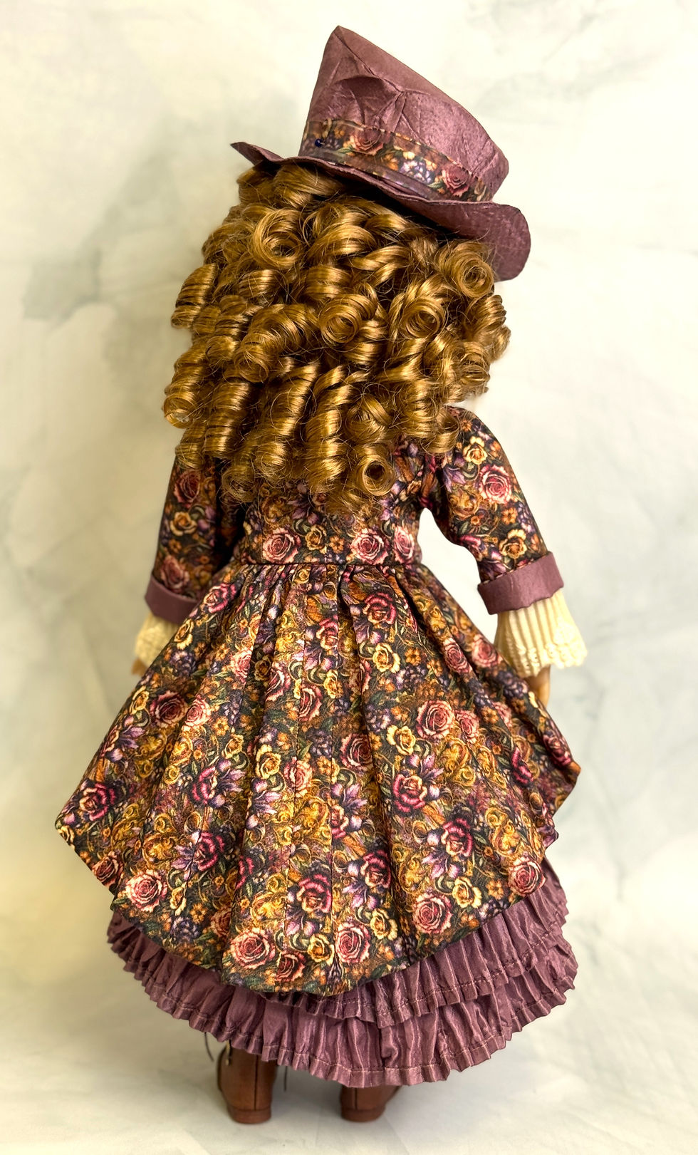 Thumbnail: Maddi - the Mad Hatter - Little Darling #3 - Limited Edition
