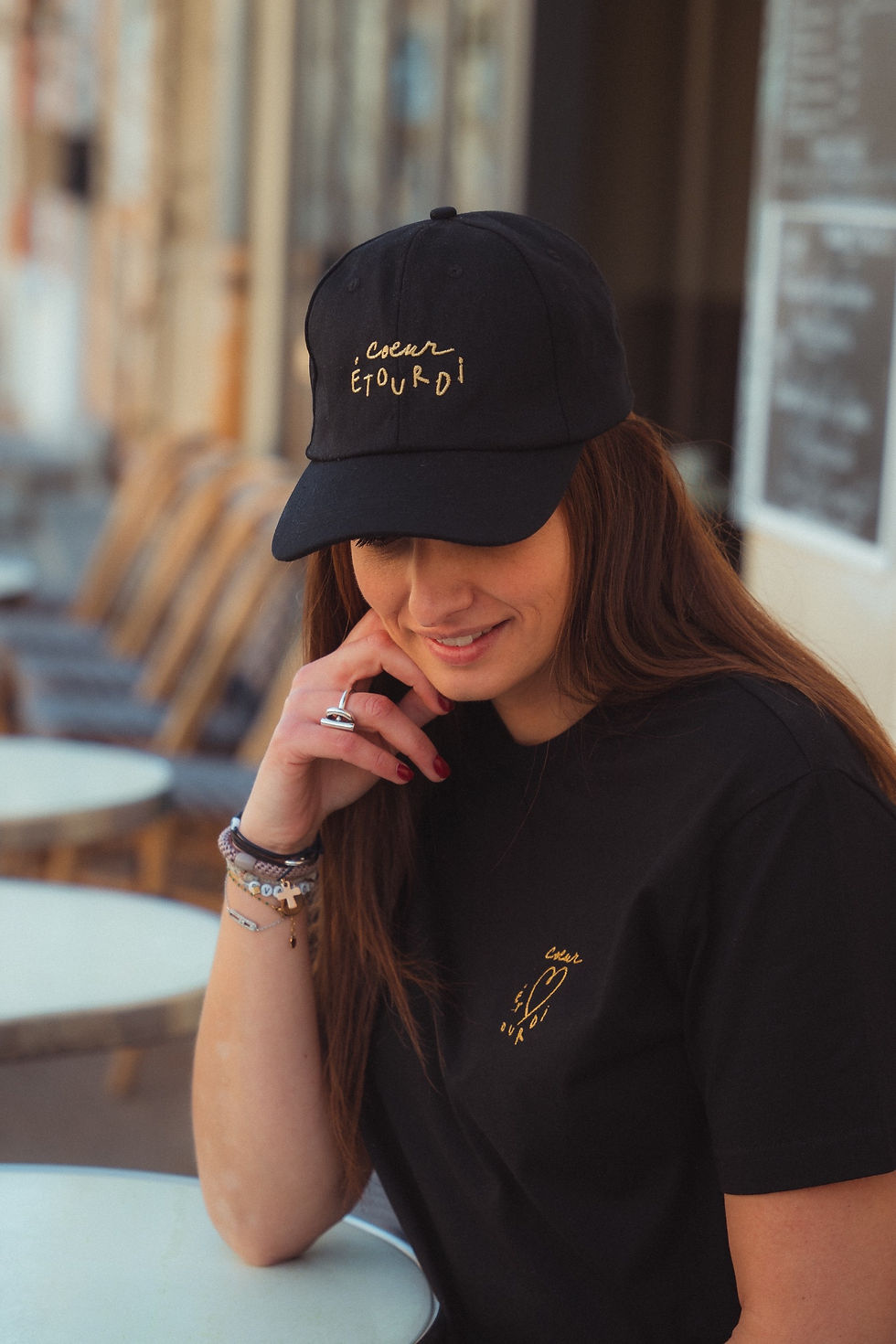 Miniature : Casquette noire brodée dorée 
