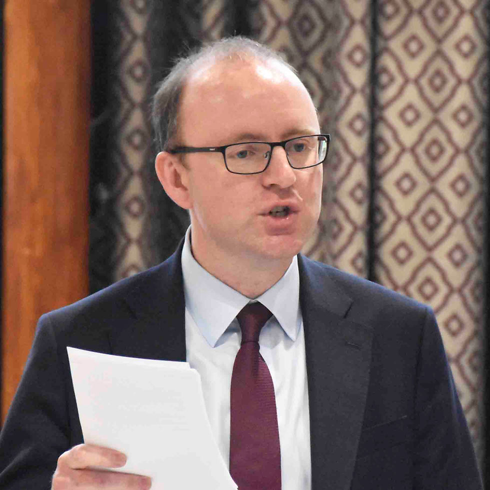 Old Anselmian Andrew Cooper, Member of Parliament for Mid-Cheshire, speaking at the dinner