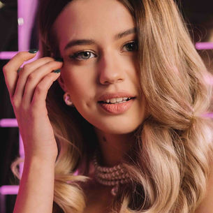 Elegant pink