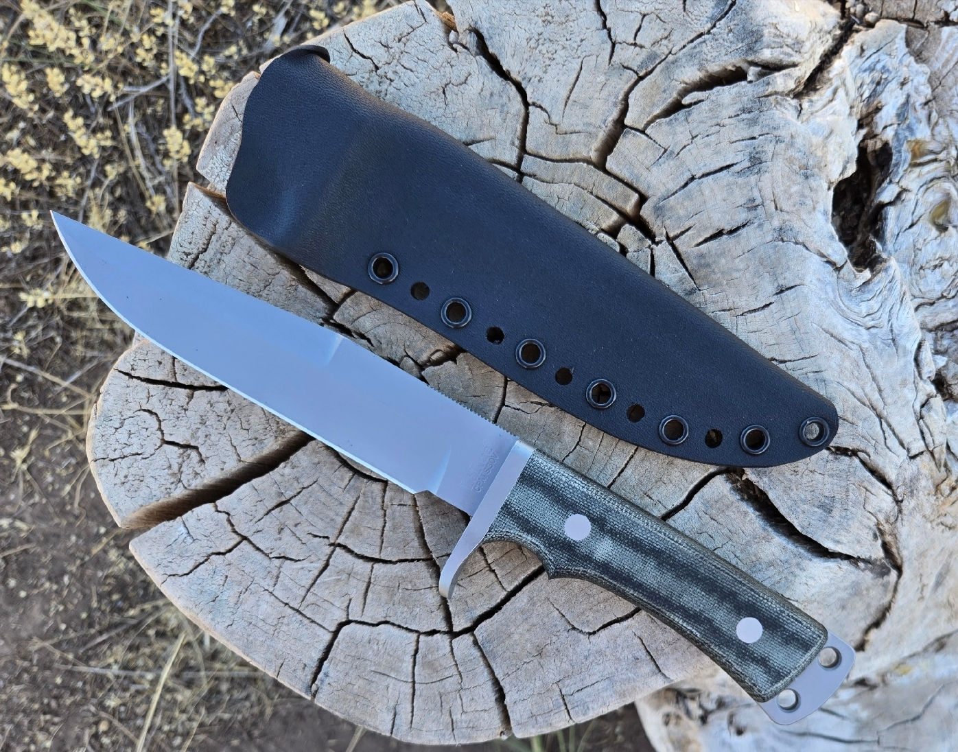 Black Kydex sheath for a LaRue Battle Knife 