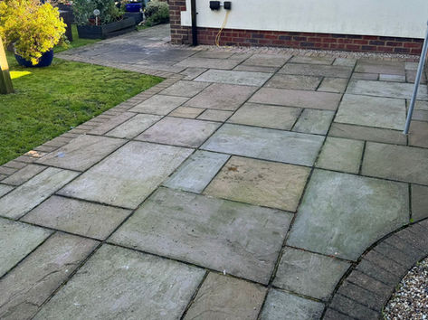 Sandstone patio pressure washing, bushey