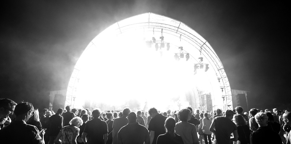 Beleuchtung der Festivalbühne