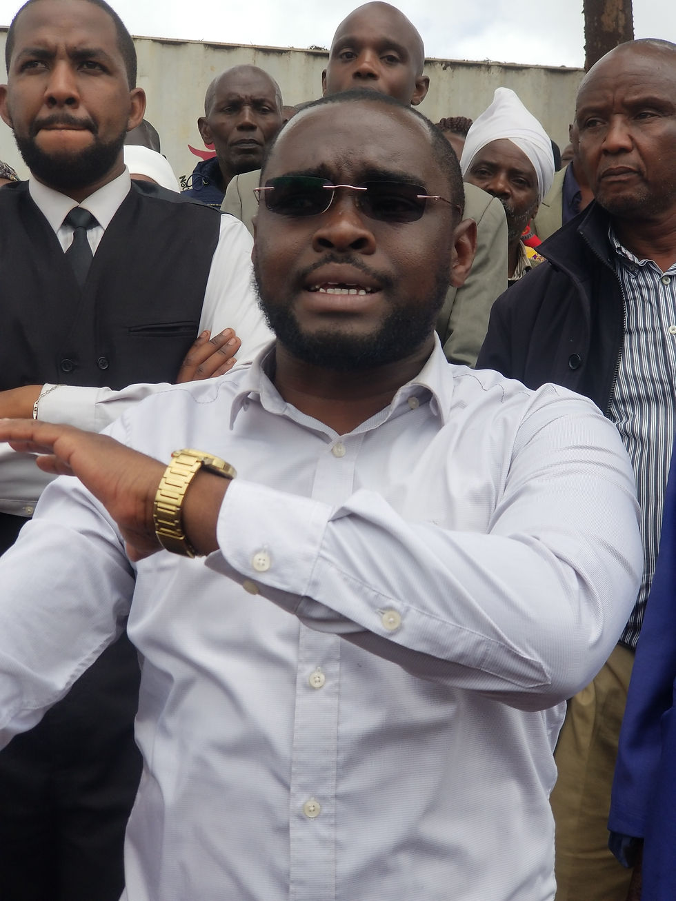 PMG JUNIOR VOWS TO KANDARA PEOPLE 