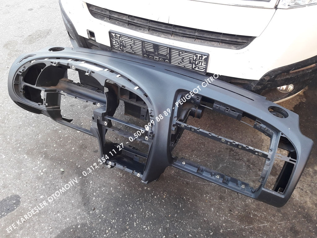 Citroen xsara çıkma göğüs torpido