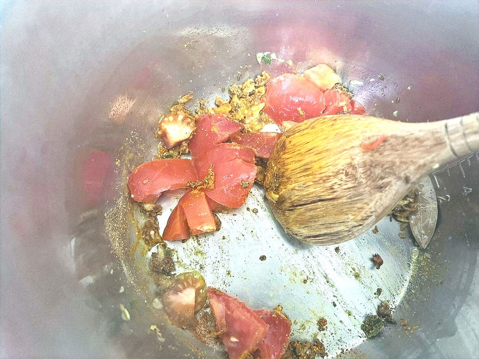 Tomatoes Sautéing in instant pot