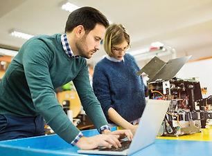 faculdade-ou-curso-tecnico-compare-e-esc
