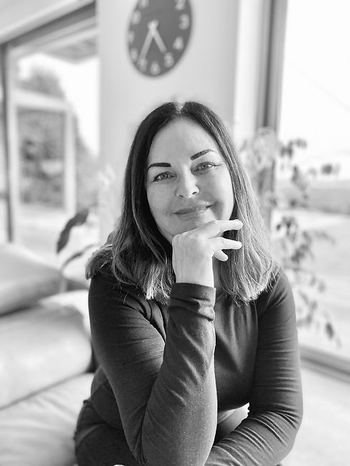 Julia Rasti Flawless Medical Cosmetics.j