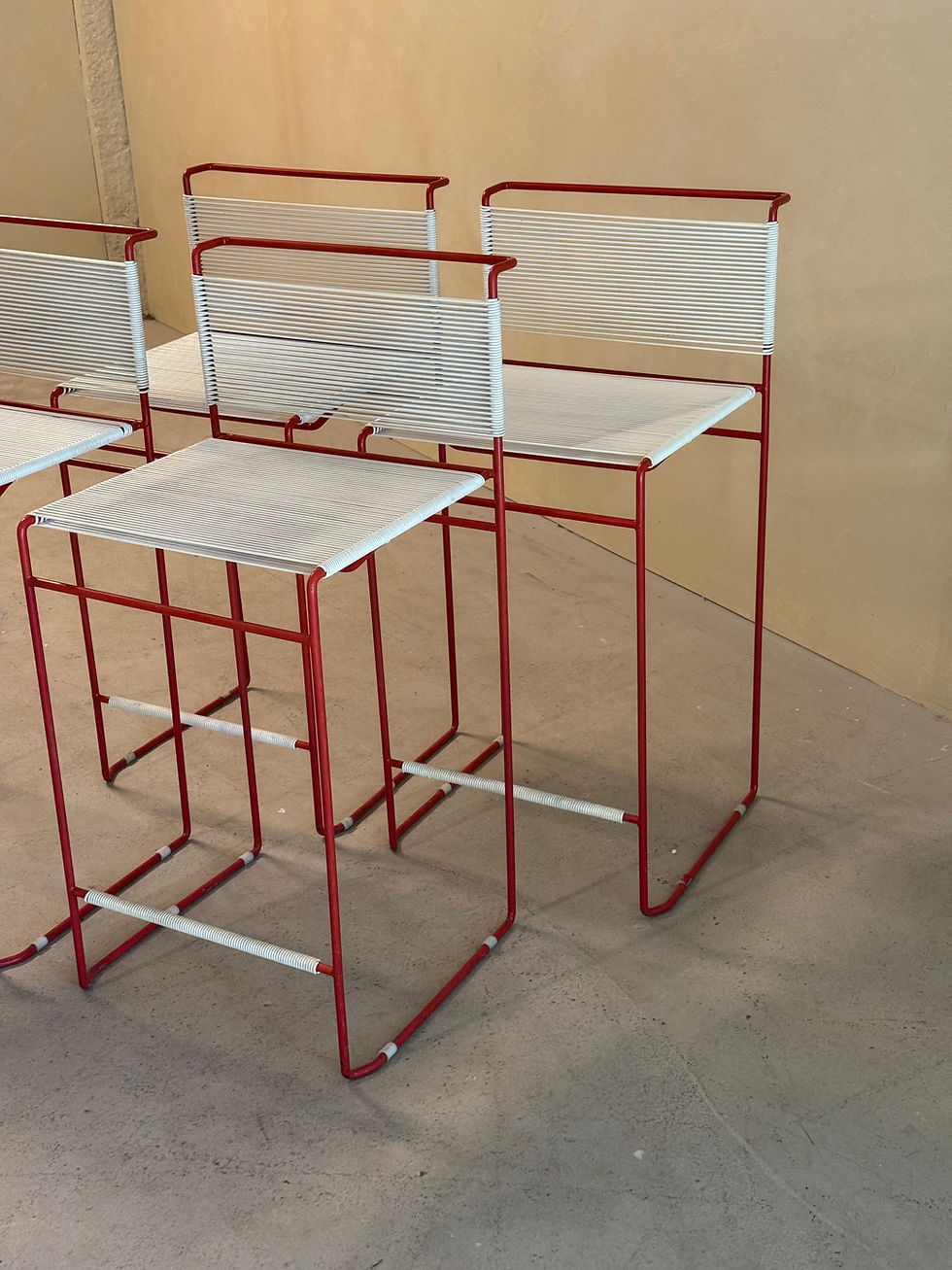 Thumbnail: Set of 4 red bar stools by Giandomenico Belotti for Fly Line, 1970’s