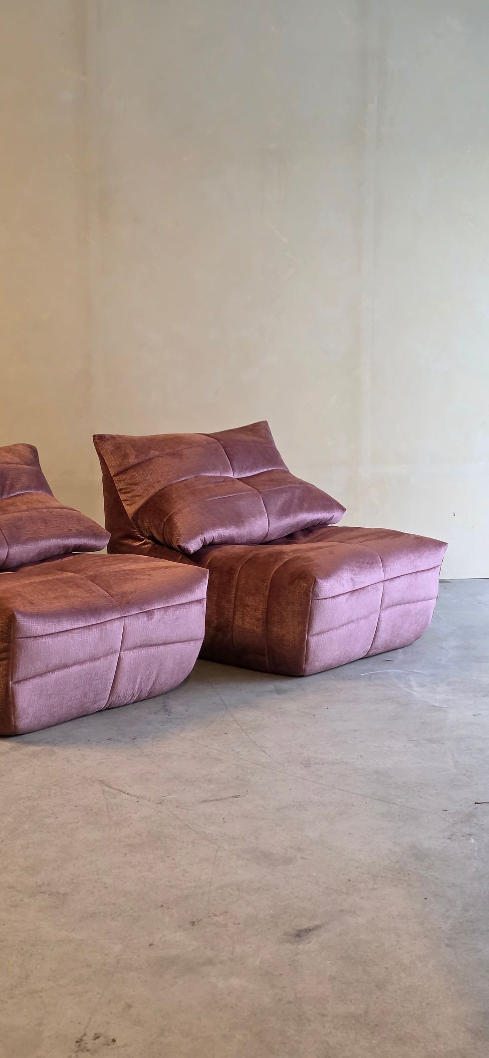 Thumbnail: Set of 2 Lounge Chairs by Marc Held for Dunlopillo in velvet rose fabric, 1970s