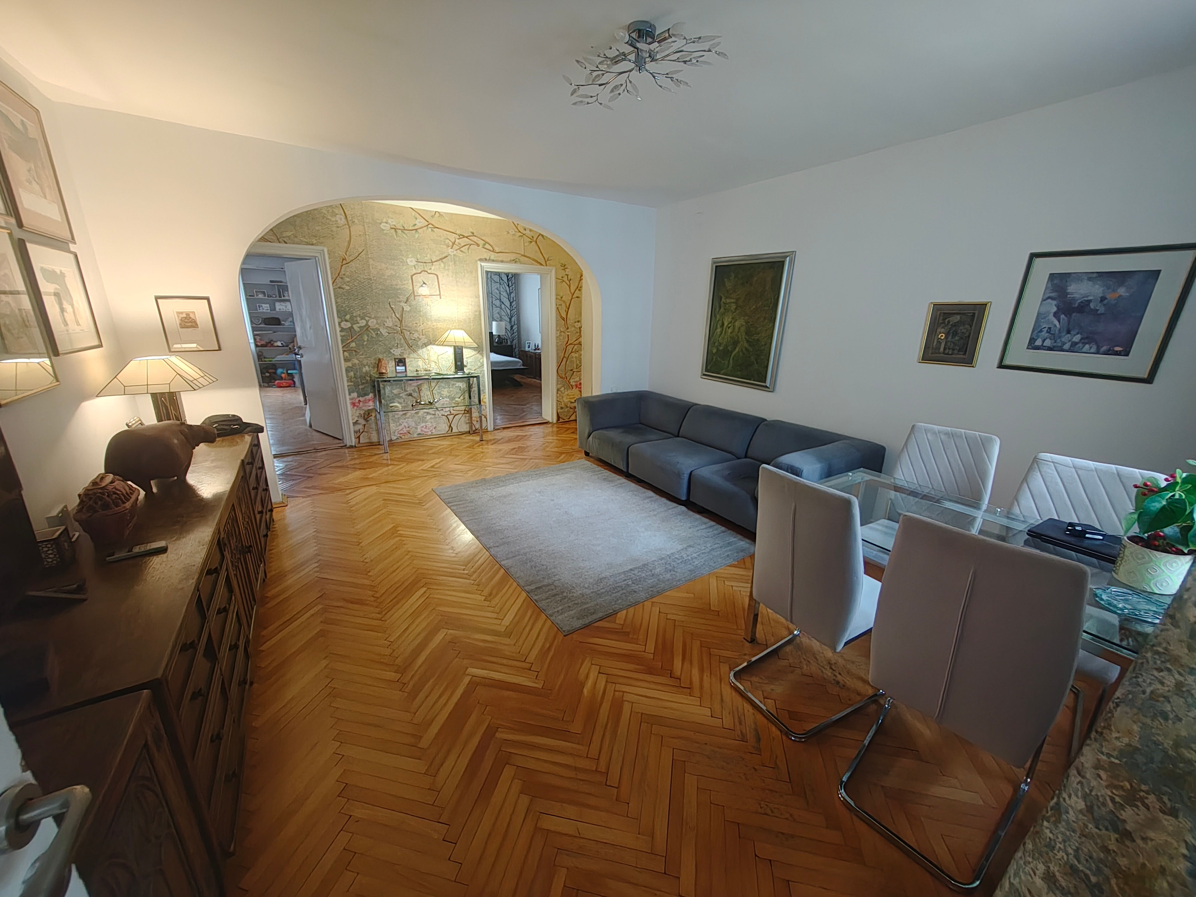 Slavija, 107m2, 4.0, odličan!