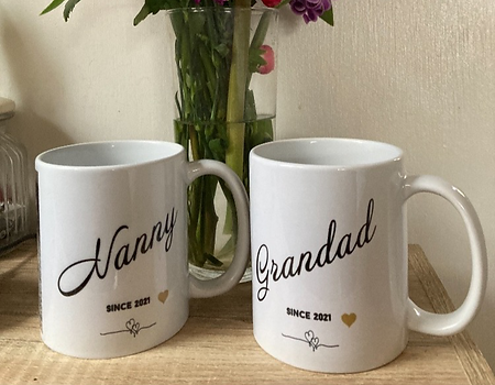 Nanny & Grandad mug duo set
