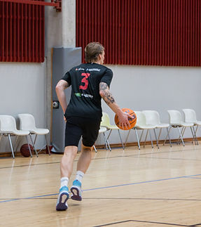 ParruBasketball-220 2_edited.jpg