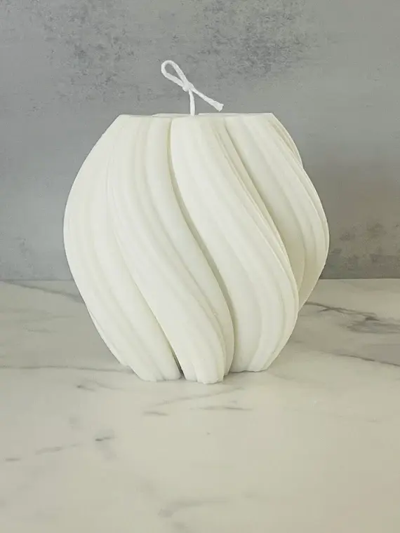 Thumbnail: Geometric Wave Candle