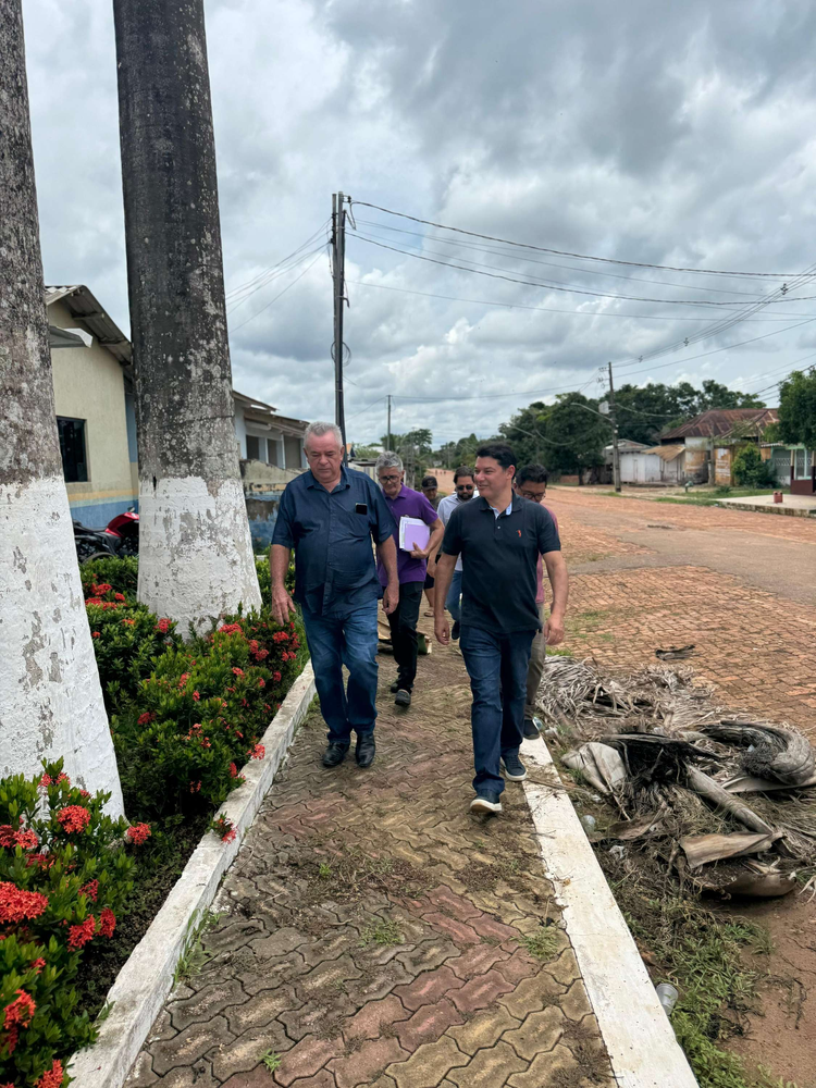 Prefeito Camilo da Silva recebe Deputado Federal Roberto Duarte, que garante emendas para reforma do Mirante às margens do Rio Abunã – Cidade AC News Prefeito Camilo da Silva recebe Deputado Federal Roberto Duarte, que garante emendas para reforma do Mirante às margens do Rio Abunã | Cidade AC News – Notícias do Acre