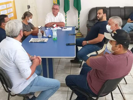 Prefeito Camilo da Silva se reúne com empresários do Açaí.