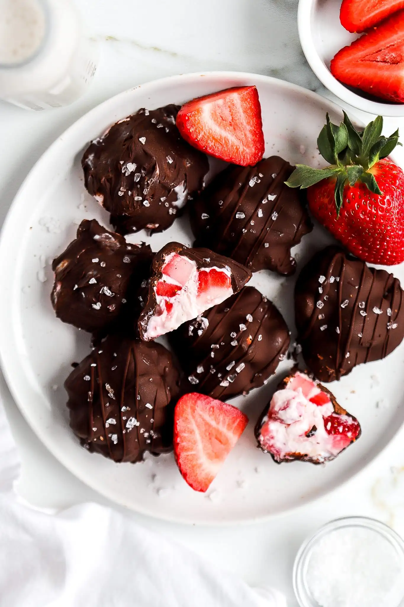 Viral Chocolate Strawberry Yogurt Clusters