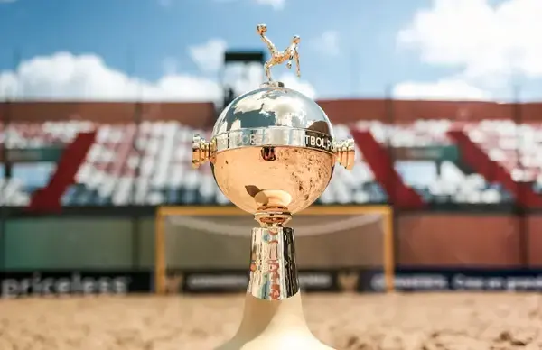 VV sedia Libertadores de Beach Soccer com jogos do Flamengo e Vasco
