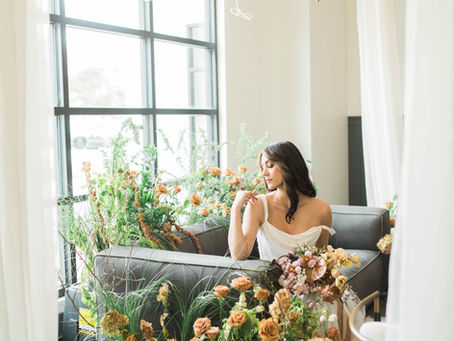 Romantic Bridal Portraits in the Lounge at The Belvedere Provo