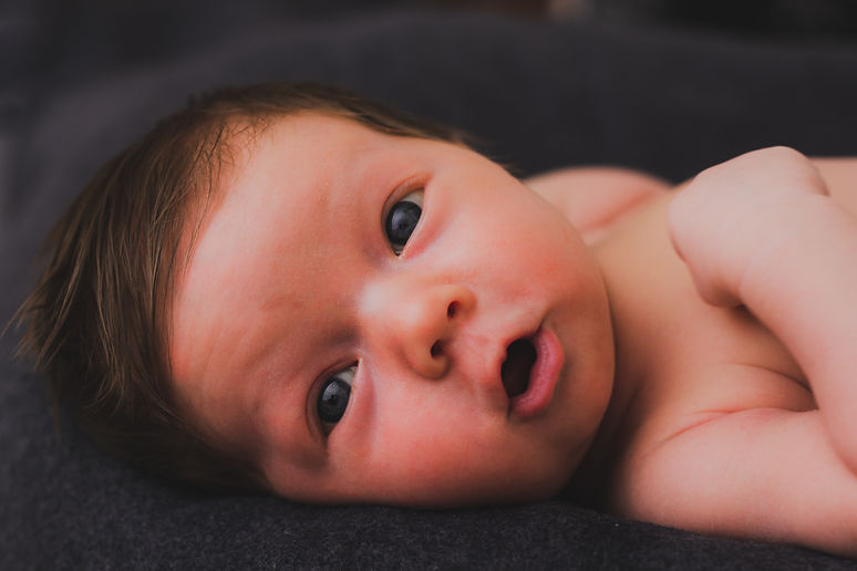 Neugeborenes Baby – sanfte Online-Hebammenbegleitung im Wochenbett